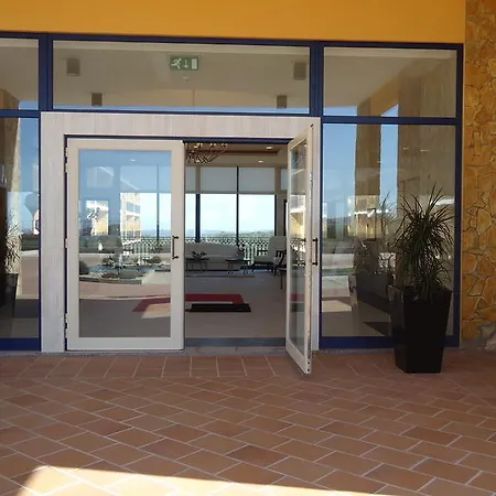 Πανσιόν Club Residencia *